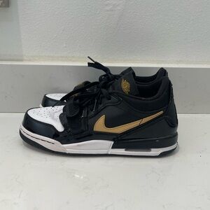 Nike Air Jordan Legacy 312